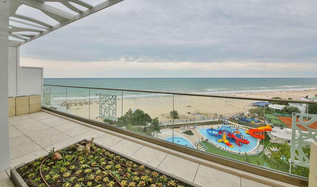 Maritim Hotel Paradise Blue Albena Kamer foto