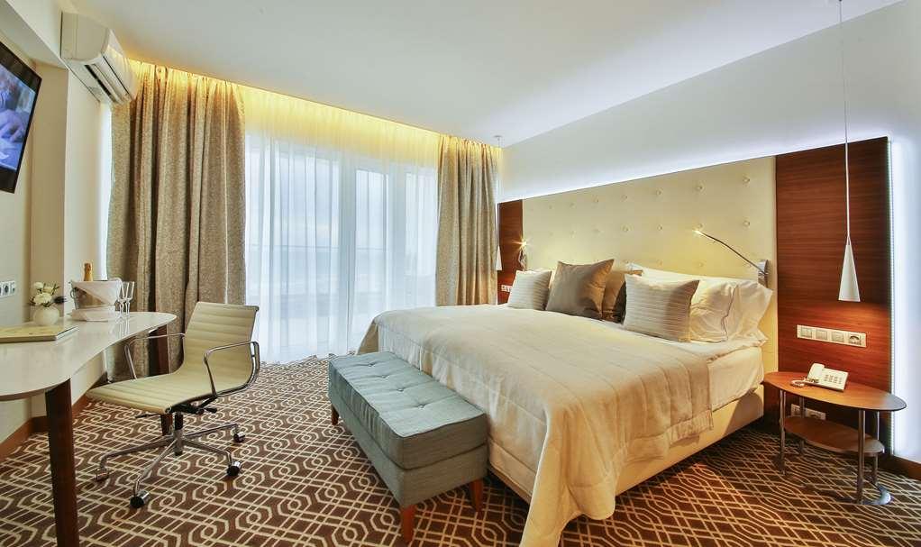 Maritim Hotel Paradise Blue Albena Kamer foto