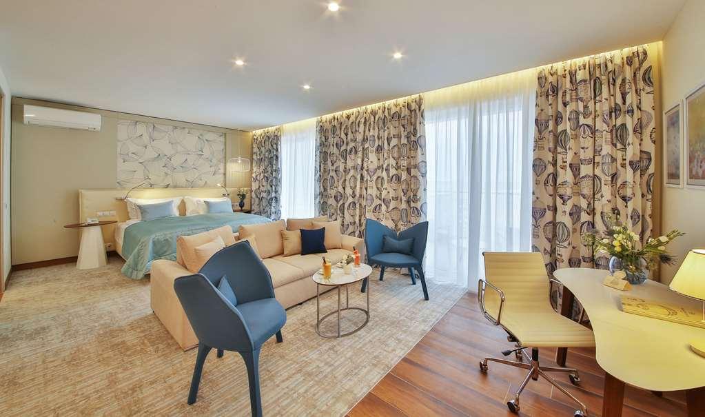 Maritim Hotel Paradise Blue Albena Kamer foto